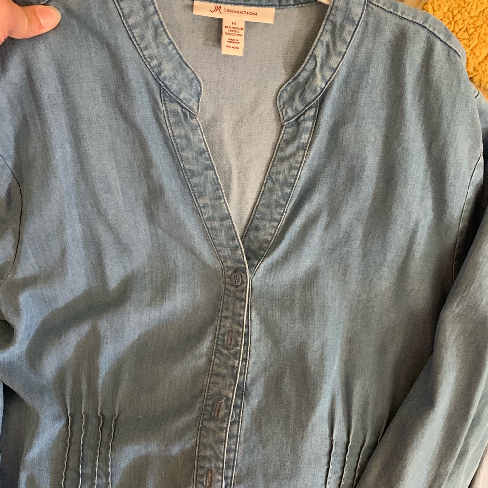 3 like new Tops and blouses